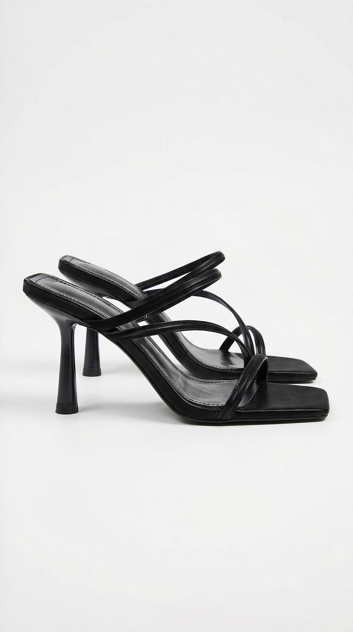 Mules con tiras de Amanda