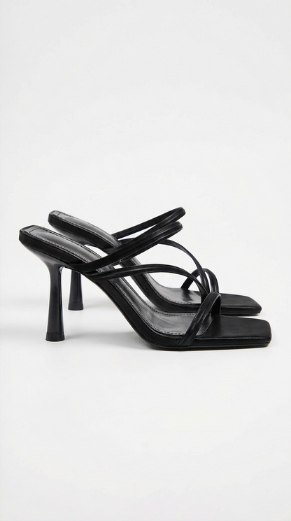 Mules con tiras de Amanda