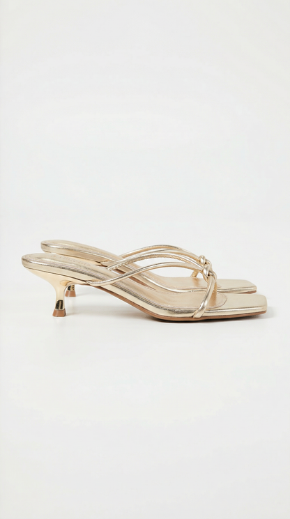 Sandalias con tacón Christina y detalle de nudo
