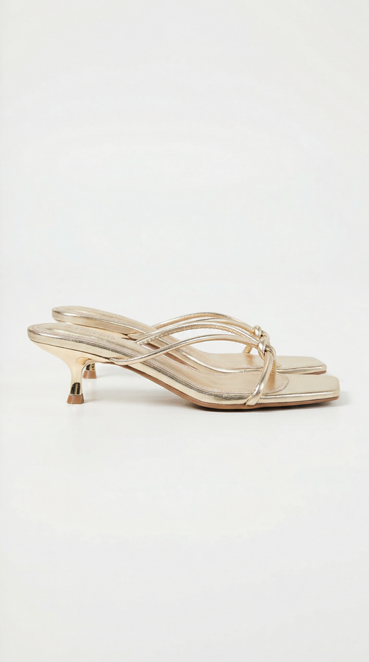 Sandalias con tacón Christina y detalle de nudo